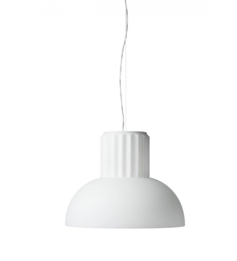 Lampa wisząca The Standard Audo Copenhagen (dawniej Menu) - mleczne matowe szkło, średnica 24 cm
