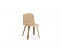 Krzesło JUST CHAIR od Normann Copenhagen - dębowe, 2 wersje kolorystyczne