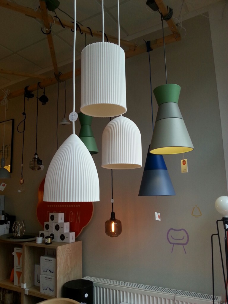 Lampy Ripples w Schowroomie Pufa Design