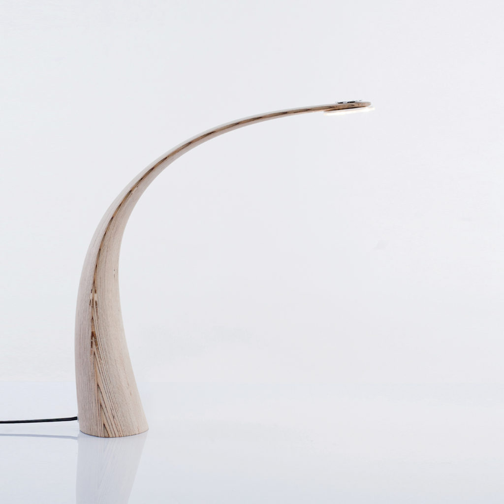 Lampa Taipuu, naturalna sklejka brzozowa, TAR Design, Pufa Design