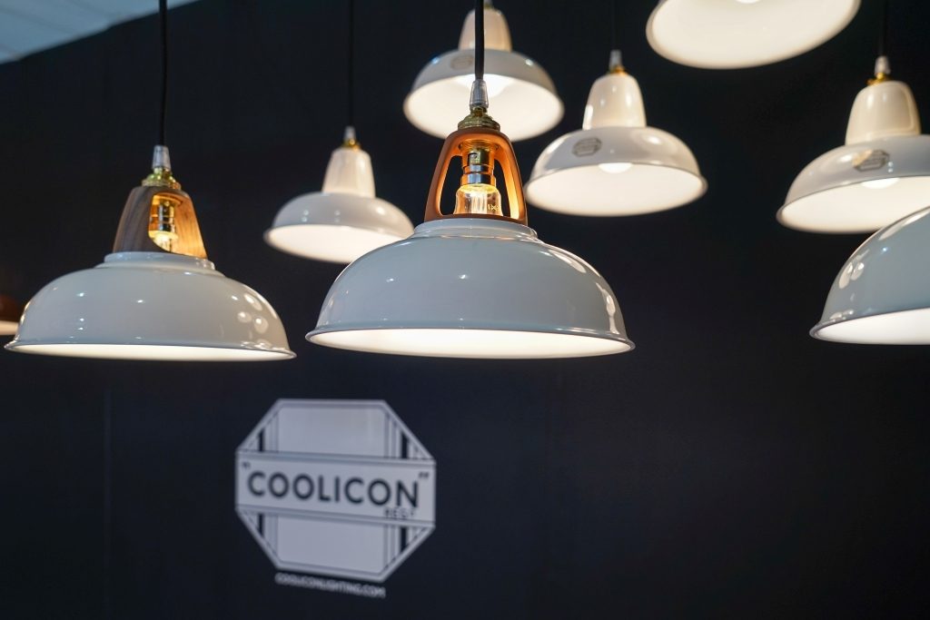 Lampy Coolicon, pierwszy raz w Polsce, Pufa Design